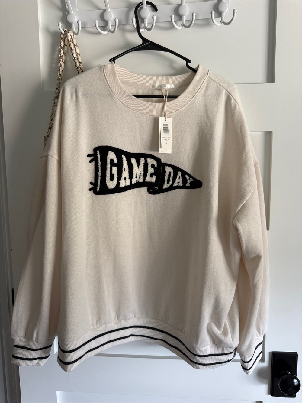 Z Supply GAME DAY Crewneck Sweatshirt - Cream and Black